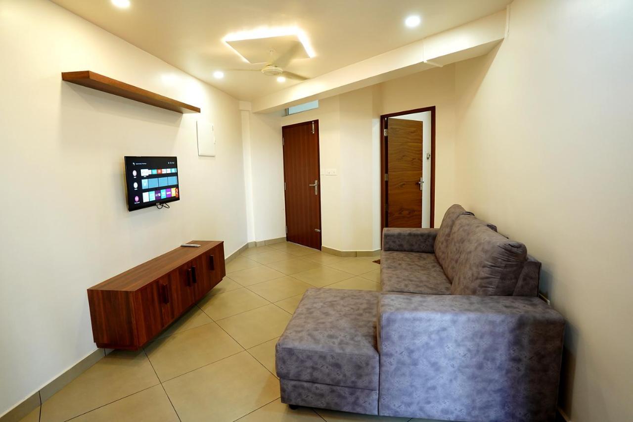 Kadampanattu'S Homestay Kochi Bagian luar foto